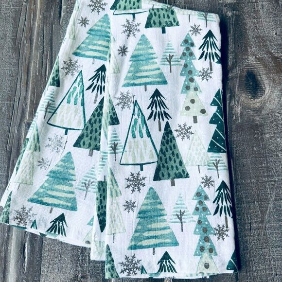 Christmas Tree Holiday Forest Metallic Kitchen Dish Towels - Picture 1 of 2